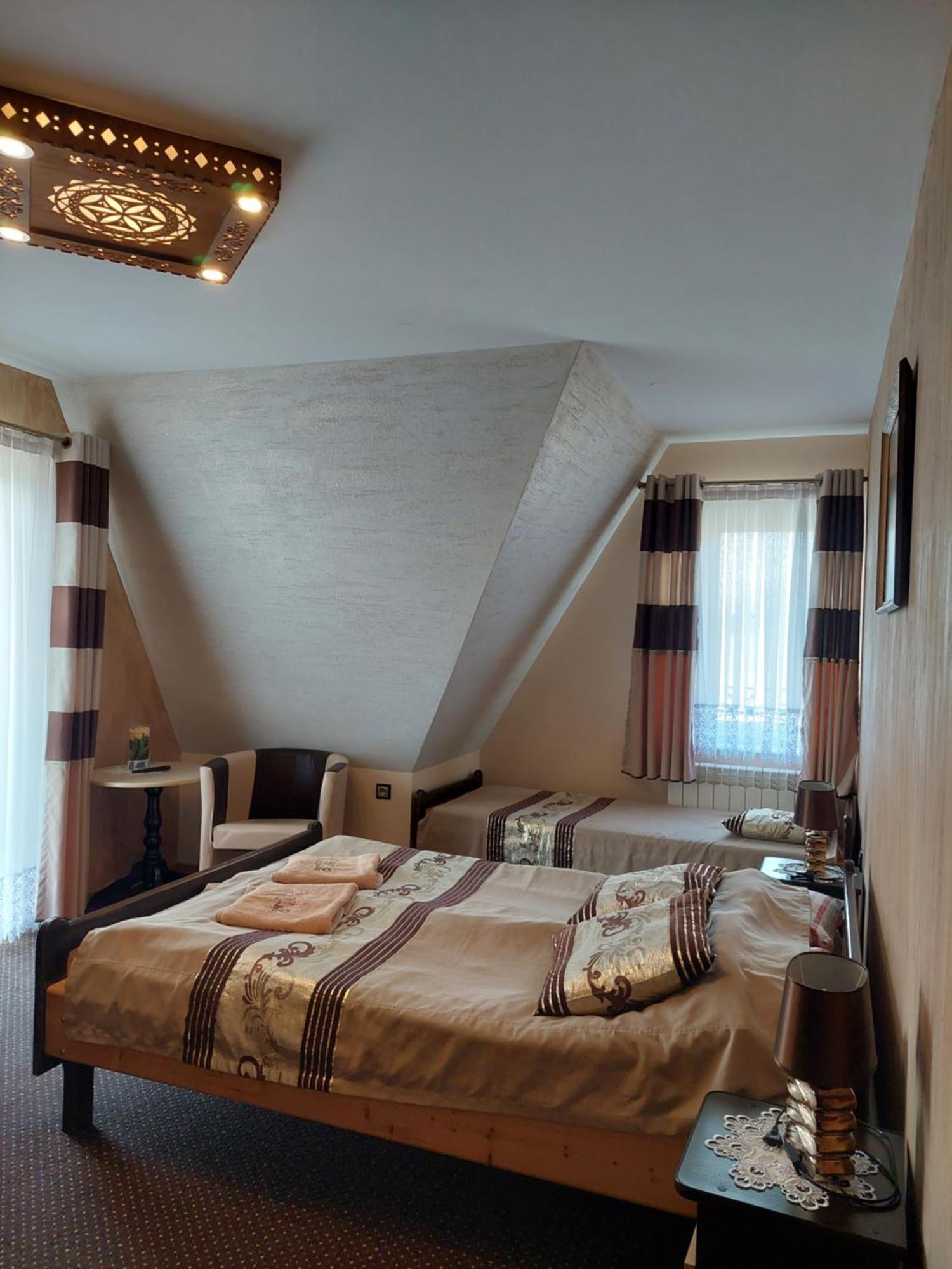 Noclegi Emma - Pokoje Goscinne Gliczarow Room photo